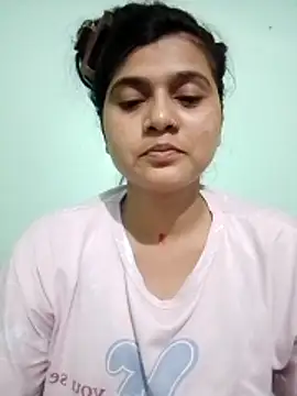 Snapshot of Kavya-Tiwari chatting on May 13, 5:10 pm Kavya-Tiwari online show from May 13, 5:10 pm