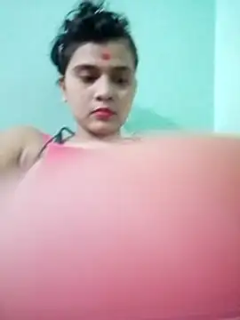 Snapshot of Kavya-Tiwari chatting on May 31, 6:09 pm Kavya-Tiwari online show from May 31, 6:09 pm