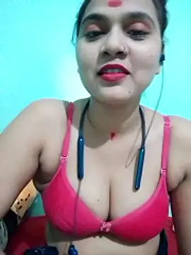 Snapshot of Kavya-Tiwari chatting on June 16, 8:06 am Kavya-Tiwari online show from June 16, 8:06 am