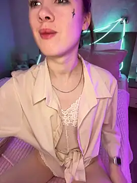 Marryme- online show from March 4, 1:39 pm