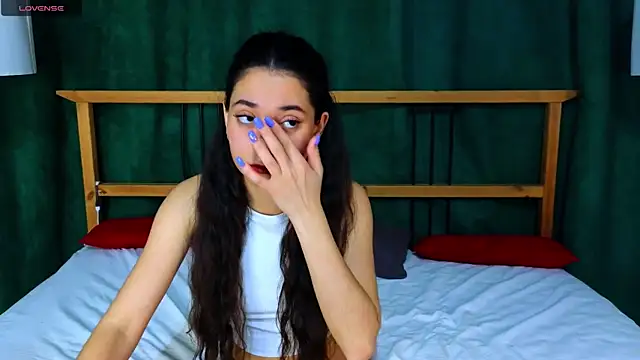 Snapshot of BettyMaldonado chatting on October 16, 8:37 am BettyMaldonado online show from October 16, 8:37 am