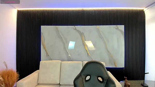 Snapshot of MadisonAnngel chatting on November 22, 7:35 pm MadisonAnngel online show from November 22, 7:35 pm