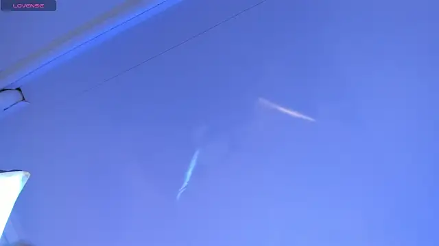 Snapshot of MadisonAnngel chatting on December 2, 7:42 pm MadisonAnngel online show from December 2, 7:42 pm