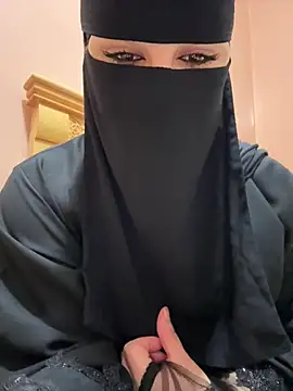 Snapshot of _Laiali_ chatting on February 14, 3:42 pm Laiali online show from February 14, 3:42 pm