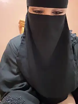 Snapshot of _Laiali_ chatting on March 23, 3:16 pm Laiali online show from March 23, 3:16 pm