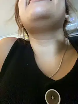 MacarenaRosse online show from September 19, 7:03 pm