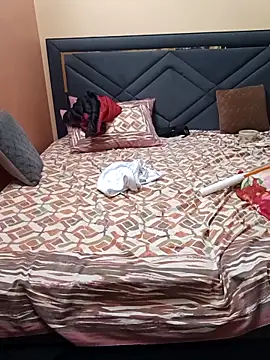 Snapshot of lust_lovee chatting on November 15, 5:31 pm lust lovee online show from November 15, 5:31 pm