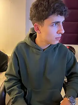 AdrianRinaldi online show from January 13, 8:03 pm