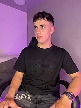 AdrianRinaldi online show from March 15, 8:04 pm