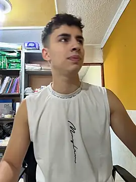 AdrianRinaldi online show from April 26, 3:53 pm