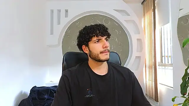 Rafael Mendezz online show from September 21, 8:43 pm