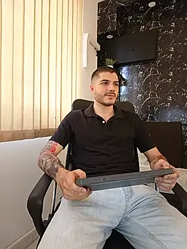 Rafael Mendezz online show from July 29, 8:07 pm