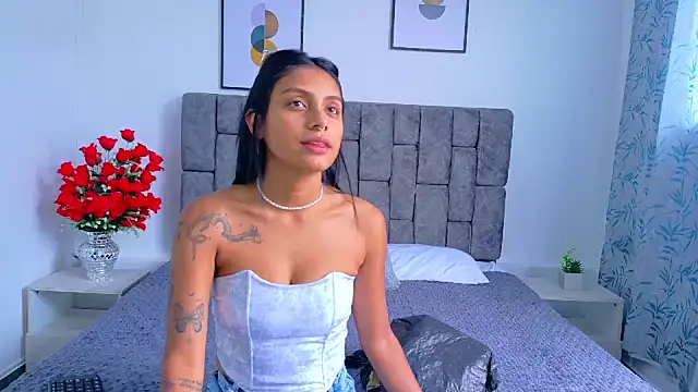 Soffia Konig  online show from December 15, 6:12 pm