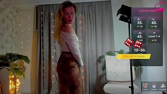 Julia Giulia online show from January 9, 10:22 pm