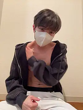 Yuma0718 online show from February 22, 1:29 am