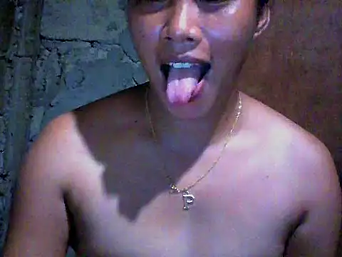 Snapshot of WetHornyPusy4u chatting on July 28, 4:39 pm WetHornyPusy4u online show from July 28, 4:39 pm