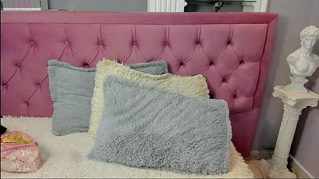 Snapshot of miel_latina chatting on July 27, 12:45 pm miel latina online show from July 27, 12:45 pm