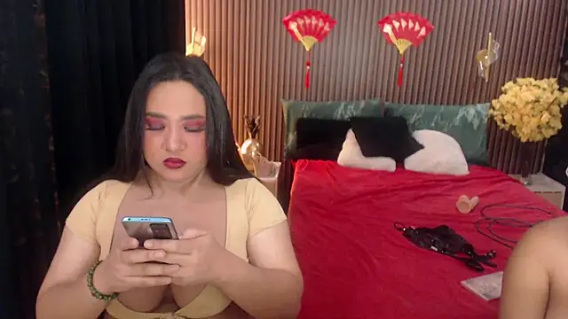 Snapshot of Hotcum_ella chatting on September 19, 1:07 am Hotcum ella online show from September 19, 1:07 am