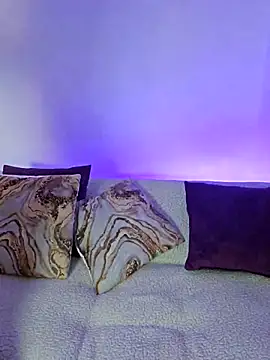 Snapshot of AliishaPss chatting on November 28, 8:22 pm AliishaPss online show from November 28, 8:22 pm