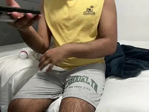 HothairyBoy2 online show from March 16, 3:12 am