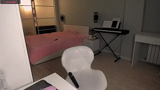 LolaVexx online show from October 23, 4:06 pm