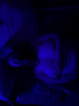 Snapshot of sexythiclez chatting on March 26, 7:25 am sexythiclez online show from March 26, 7:25 am