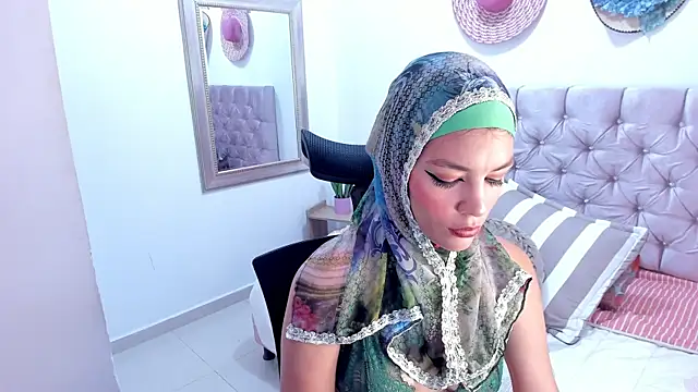 SofiaRivera1 online show from September 27, 9:20 pm