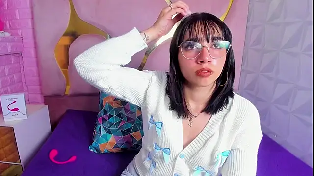 Snapshot of Niina_Sissy chatting on September 15, 3:39 am Niina Sissy online show from September 15, 3:39 am