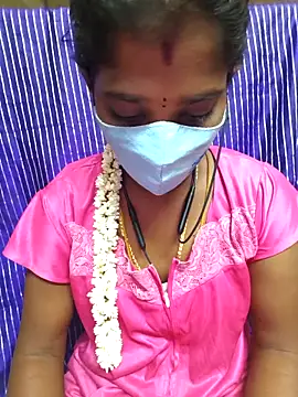 Snapshot of Tamil_Jillu chatting on May 12, 12:52 am Tamil Jillu online show from May 12, 12:52 am