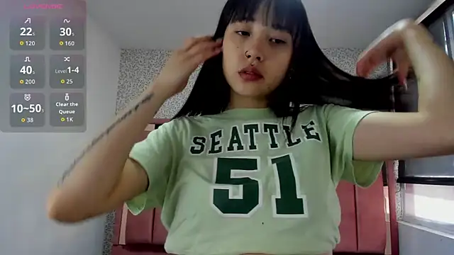 Snapshot of Hanna_Lee__ chatting on September 12, 7:47 pm Hanna Lee online show from September 12, 7:47 pm