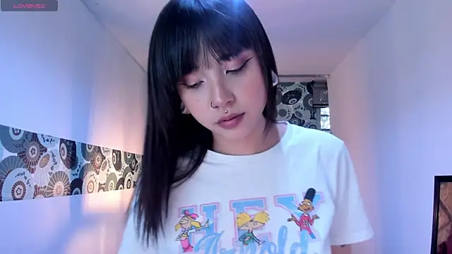 Snapshot of Hanna_Lee__ chatting on October 14, 5:36 pm Hanna Lee online show from October 14, 5:36 pm