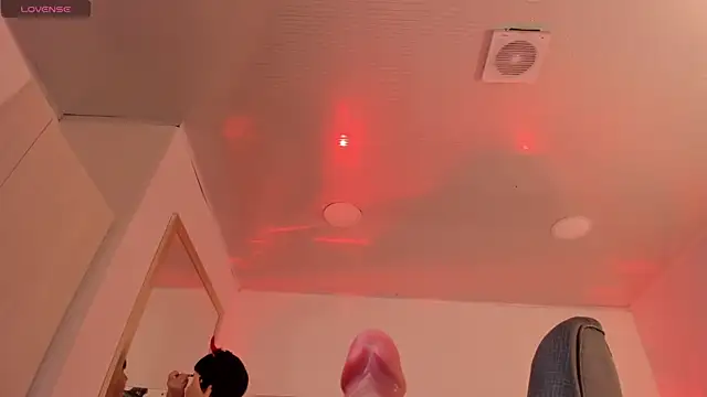 Snapshot of im_Lorena chatting on February 9, 8:35 pm im Lorena online show from February 9, 8:35 pm