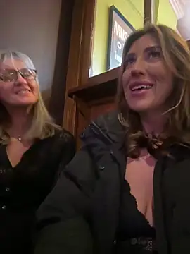 CurvyMILF Sienna online show from March 7, 3:42 pm