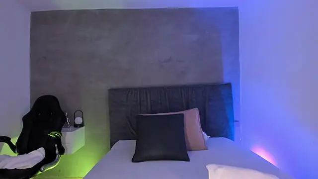 Snapshot of Anastasia_lauren chatting on June 16, 8:22 pm Anastasia lauren online show from June 16, 8:22 pm