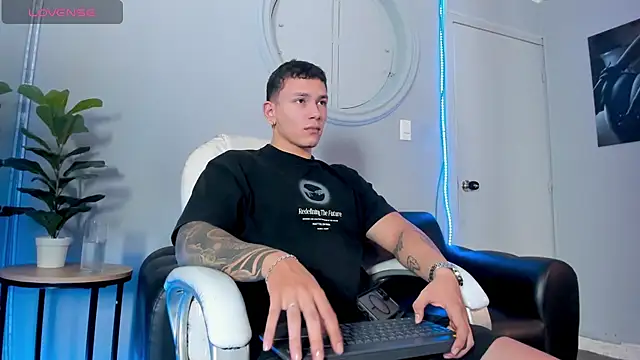 Thomas moon online show from July 13, 1:58 pm