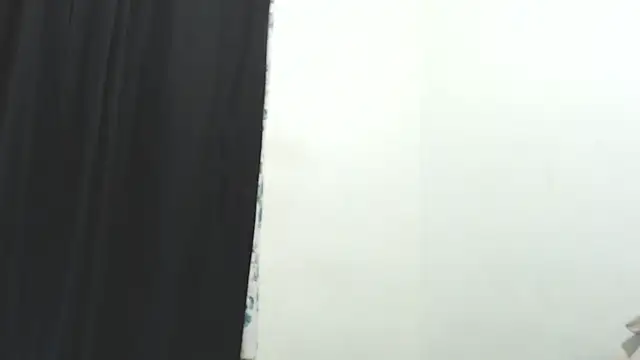 Snapshot of Penelope77 chatting on September 13, 6:35 am Penelope77 online show from September 13, 6:35 am