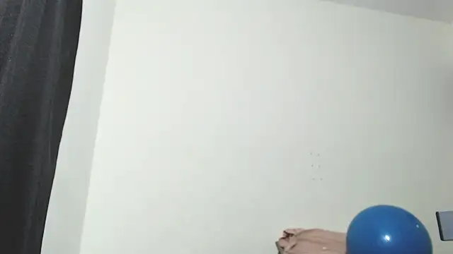 Snapshot of Penelope77 chatting on October 17, 5:54 am Penelope77 online show from October 17, 5:54 am