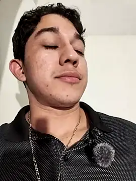 Snapshot of Penelope77 chatting on November 14, 6:56 am Penelope77 online show from November 14, 6:56 am