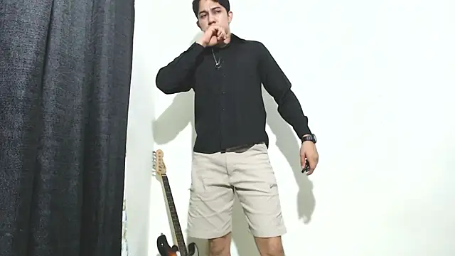 Snapshot of Penelope77 chatting on November 23, 6:46 am Penelope77 online show from November 23, 6:46 am