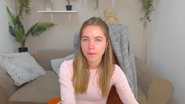 Snapshot of Spicy_Lexi chatting on September 18, 12:18 pm Spicy Lexi online show from September 18, 12:18 pm