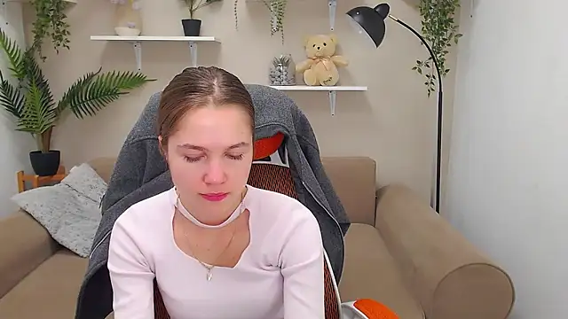 Snapshot of Spicy_Lexi chatting on October 9, 6:11 am Spicy Lexi online show from October 9, 6:11 am