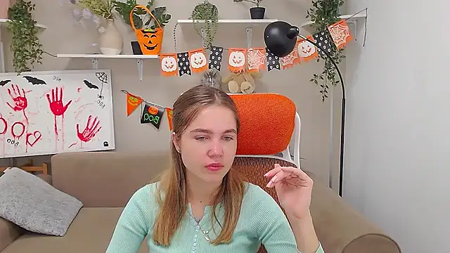 Snapshot of Spicy_Lexi chatting on October 20, 6:25 am Spicy Lexi online show from October 20, 6:25 am