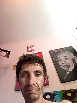 githot online show from October 4, 8:34 am