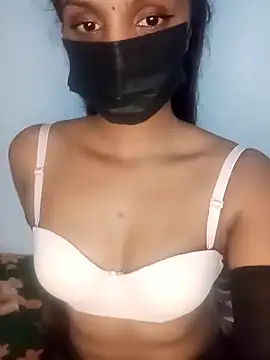 Snapshot of kissy_doll chatting on October 10, 7:02 pm kissy doll online show from October 10, 7:02 pm