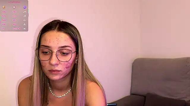 ScarlettSmithX online show from November 7, 5:35 pm