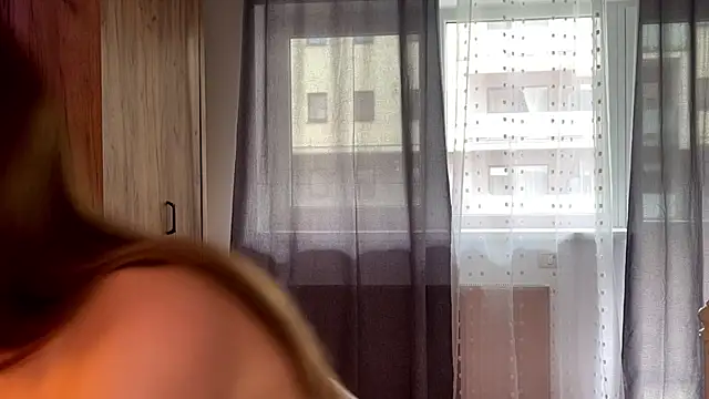 ScarlettSmithX online show from June 7, 7:01 am