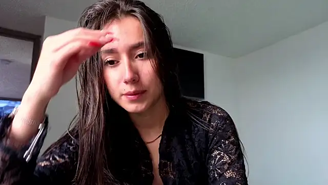 Snapshot of Adhara_Kitten chatting on June 20, 4:32 pm Adhara Kitten online show from June 20, 4:32 pm