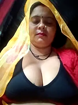 Snapshot of Hot_komal1 chatting on May 31, 9:38 pm Hot komal1 online show from May 31, 9:38 pm