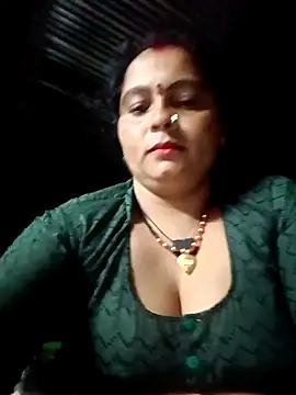 Snapshot of Hot_komal1 chatting on June 18, 7:18 pm Hot komal1 online show from June 18, 7:18 pm