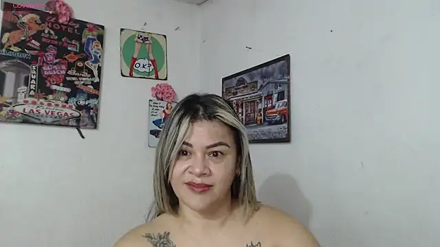 Snapshot of pamela_echeverria chatting on July 28, 11:28 am pamela echeverria online show from July 28, 11:28 am